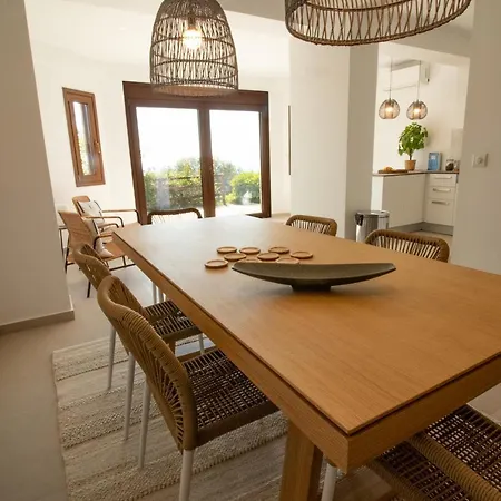 The Lookout, Boutique Villa. Villa Sývota
