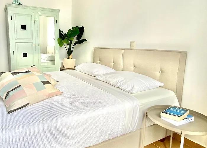 The Lookout, Boutique Villa. Villa *